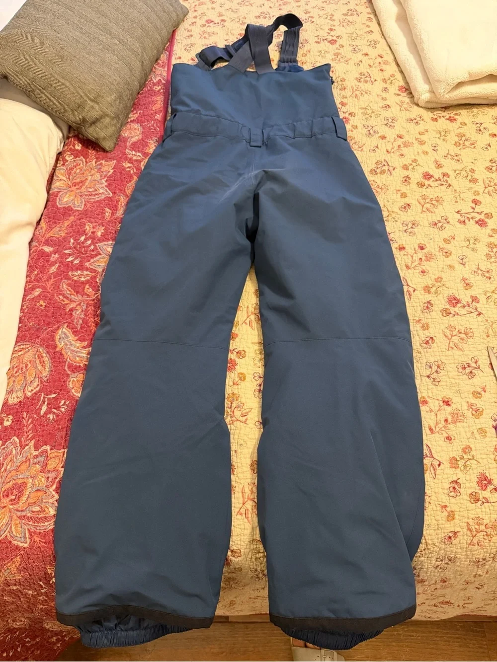 Boys Quiksilver Navy ski suit size 12